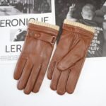 New Button Style Men's Sheepskin Gloves